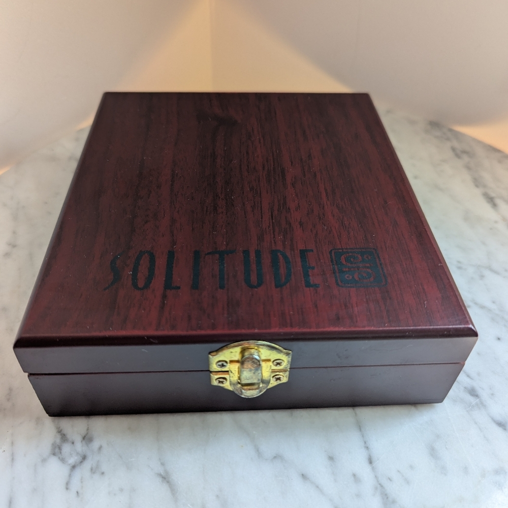 Solitude Bar Set Wooden Box with Gold Clasp